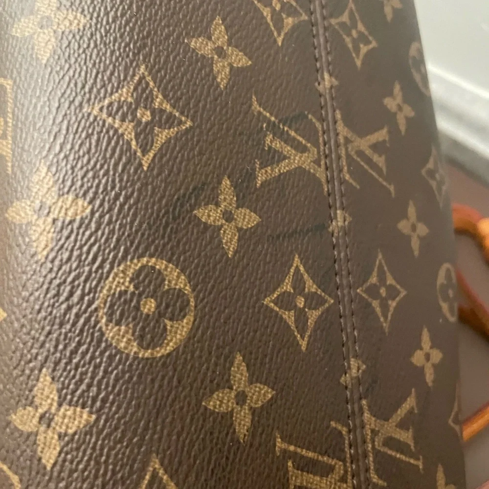 Louis Vuitton Turenne pm - Picture 16 of 16